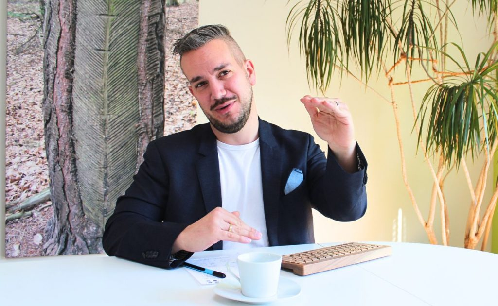 Berät zu echter Nachhaltigkeit: Simon Tiede ist Vermögensberater der ForestFinance Capital. (Foto: ForestFinance/Mai)